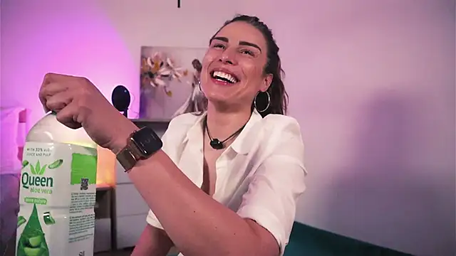 Misslullu Chat XXX live