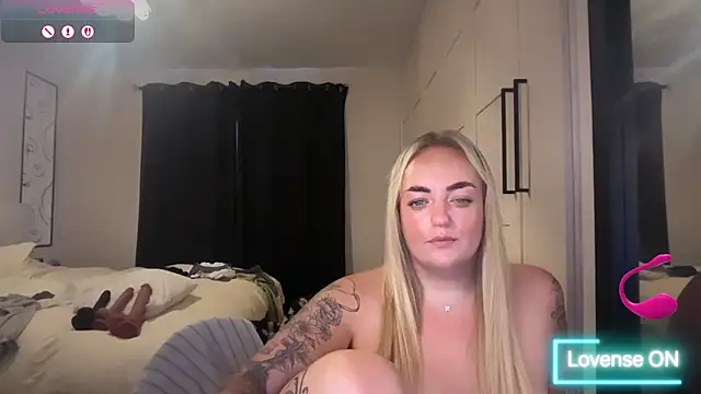 CurvyWetWife Obrolan Langsung XXX