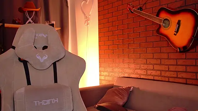 EllieCutes Live XXX-chat