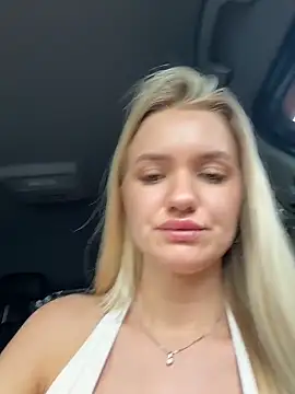 Devill_Angel_ élő XXX-chatje
