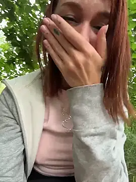RosieSecretのライブXXXチャット