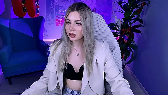 Chat +18 de HyileyClark ao vivo
