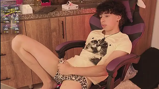 Otter_Moon Chat XXX in diretta