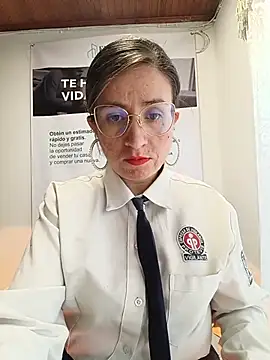 Chat +18 de Valentina--1 ao vivo