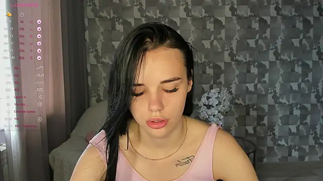Chat XXX ao vivo de Kseni_a