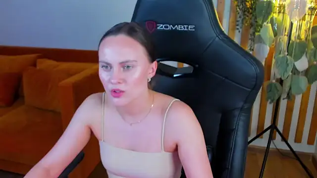 LumeriSoren Chat XXX live