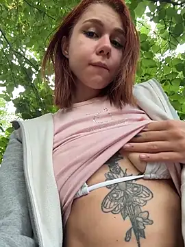 RosieSecret's Live XXX Chat