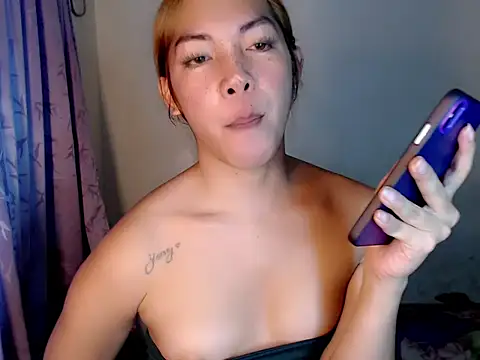 Perly_69 现场XXX聊天