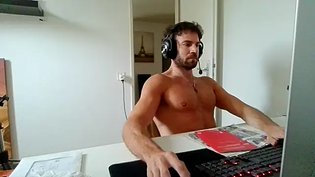 alpha-hunk Live XXX-Chat