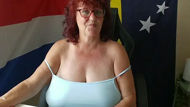 Živý XXX chat GrandJo69