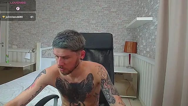 JonahShaw – Naživo XXX chat