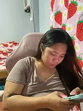 _UrSingleMamiBella_'s Live XXX Chat