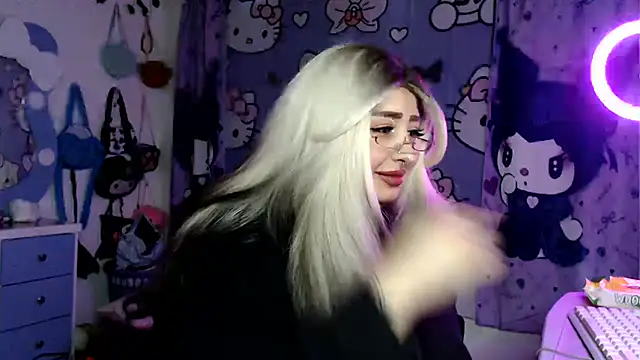lussyevans24 Chat XXX live
