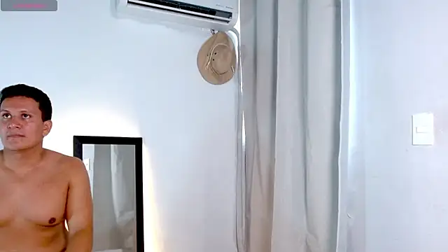 Chat XXX ao vivo de Joseph_bigcock