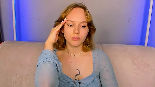 Živý XXX chat RikkiChoco