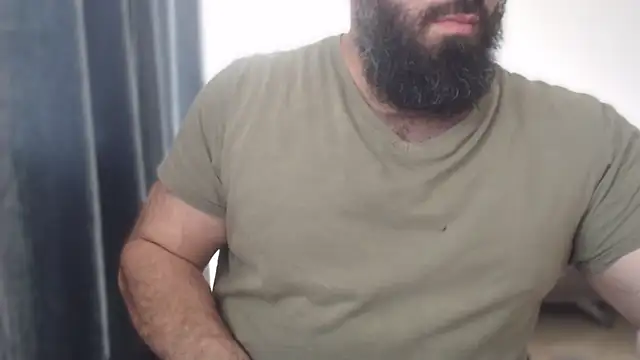 hugemachohandsome Chat XXX in diretta