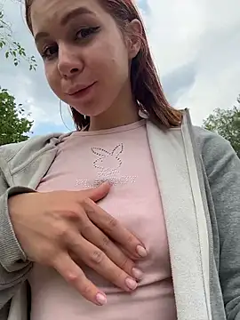 RosieSecret's Live XXX Chat