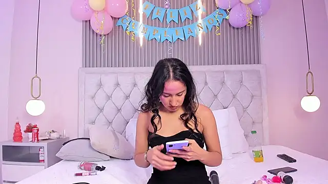 دردشة Katty_cute19 الجنسية المباشرة