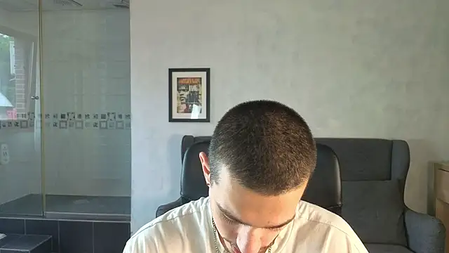 XXX chat uživo modela KaydenDrew