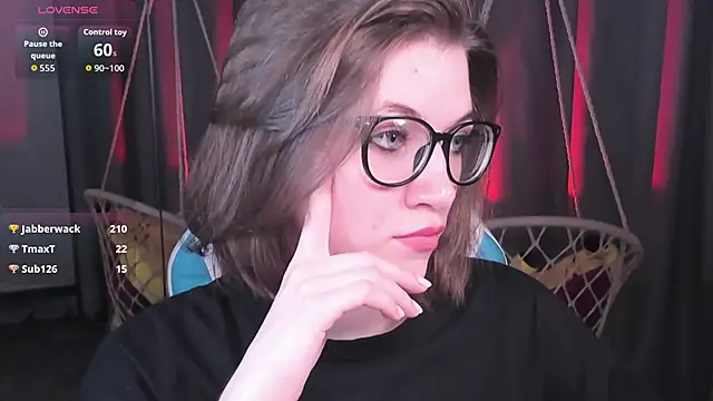 צ'אט XXX בשידור חי של CathyAdams