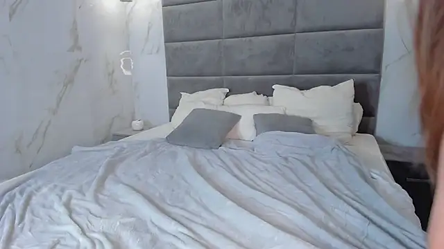 Chloee_White 라이브 XXX 채팅