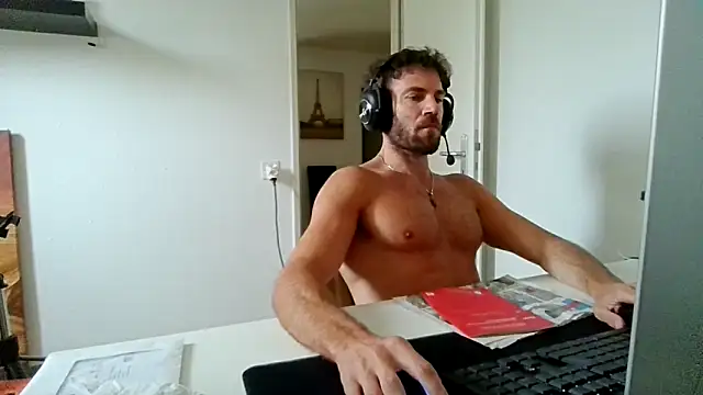 XXX chat uživo modela alpha-hunk