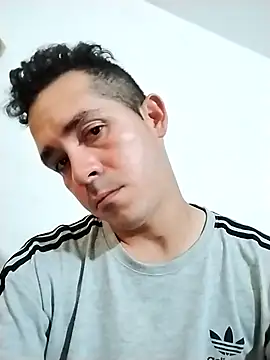 Gabriel_leon33 élő XXX-chatje