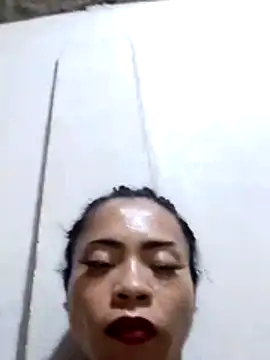 Chat +18 de YourHotMenxie18 ao vivo