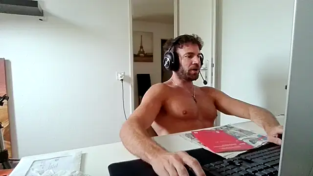 alpha-hunk XXX чат на живо
