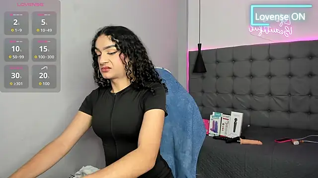 scarletcherry18: απευθείας συνομιλία ΧΧΧ