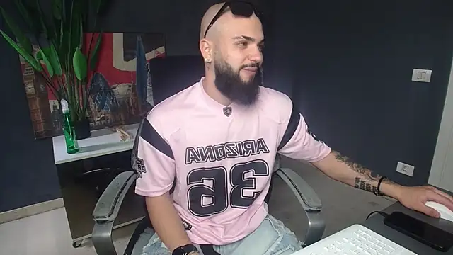 OscarWillss' Live XXX Chat