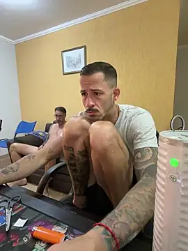 הופעת וובקאם של MeladoDiMel