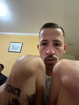 MeladoDiMel Adlı Modelin Canlı XXX Sohbeti