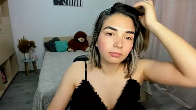 AlexaJuly Adlı Modelin Canlı XXX Sohbeti