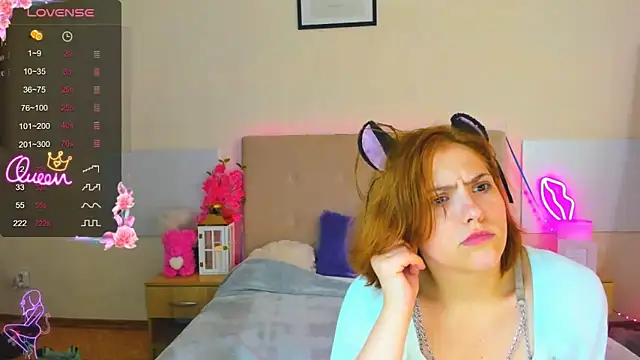 DellaRows' Live XXX Chat