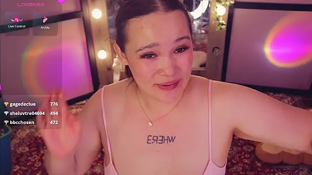 Chery_Lady22 XXX чат на живо
