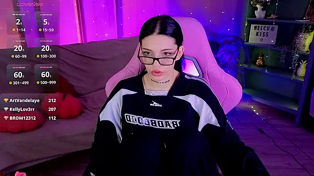 Kelly__Bunny élő XXX-chatje