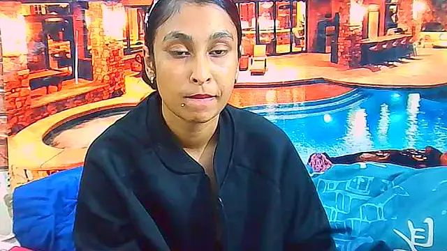 צ'אט XXX בשידור חי של IndianSexyButt