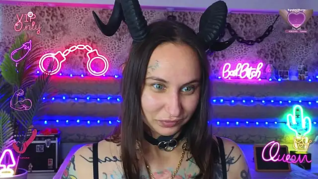 Chat XXX en directo de Cool_Freak_