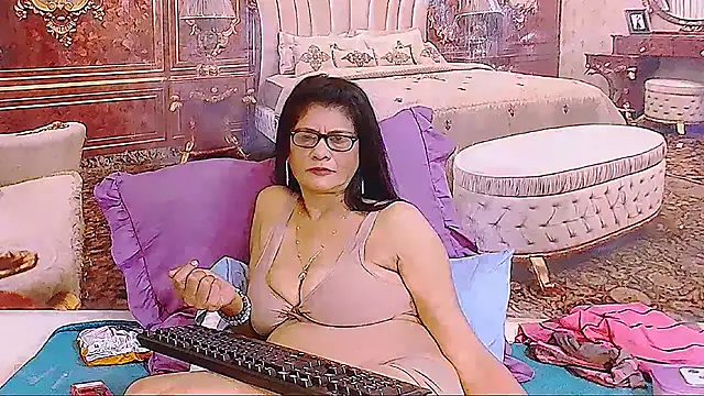 دردشة IndianAllure الجنسية المباشرة