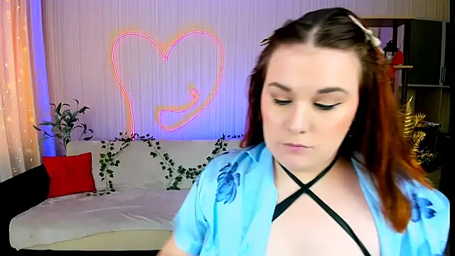 แชท XXX สดของ OliviaTwens