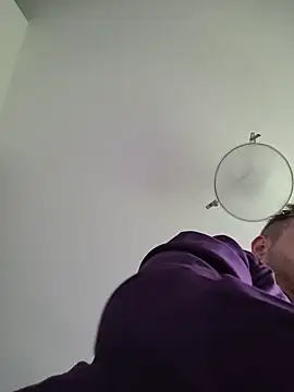 Deathrowe webkamerás műsora