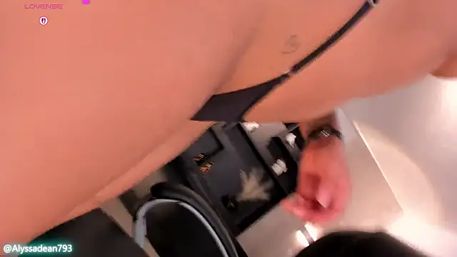 Živý XXX chat AlyssaDean