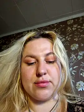 LianaJu's Live XXX Chat