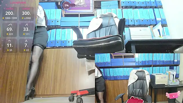 צ'אט XXX בשידור חי של Office_Sexy
