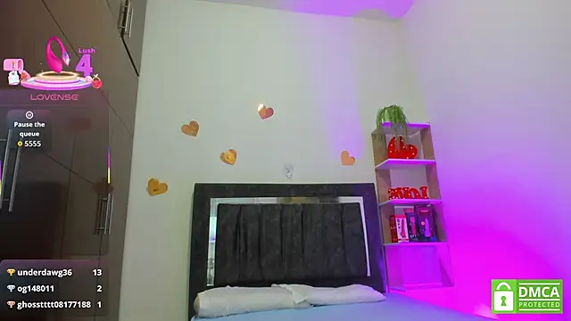 Nicol_TransGirl élő XXX-chatje