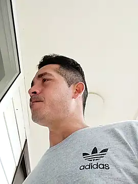 Czat XXX na żywo – Gabriel_leon33