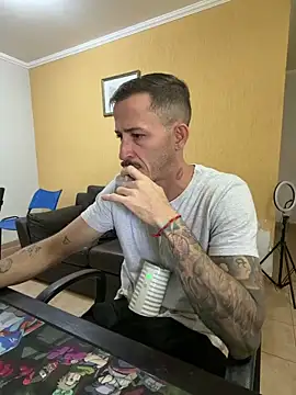Chat +18 de MeladoDiMel ao vivo