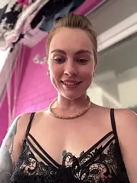 LoveGameSexx Chat XXX in diretta