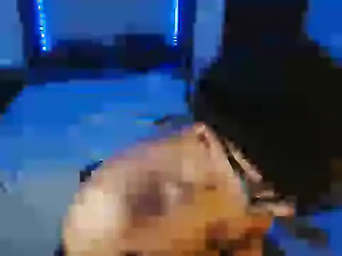 Онлайн чат XXX Mr_yisuzz
